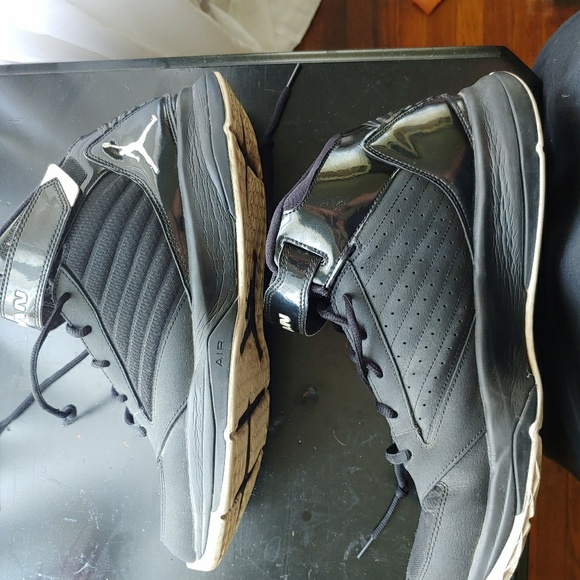 Air Jordan - Picture 5 of 5